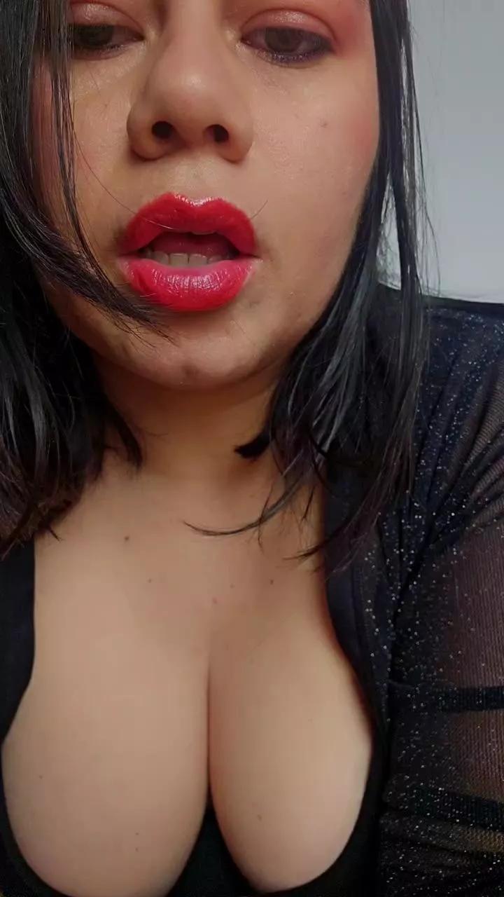 Sophie_artiste on Cam4 