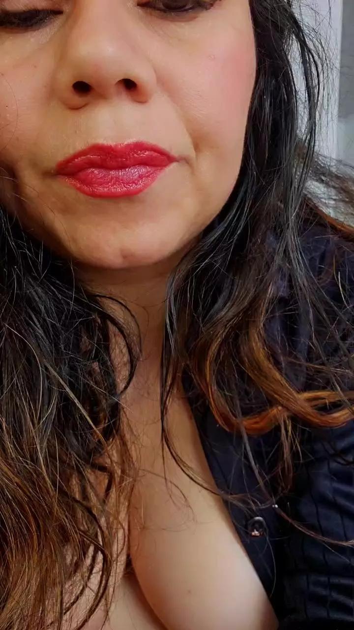 Sophie_artiste on Cam4 
