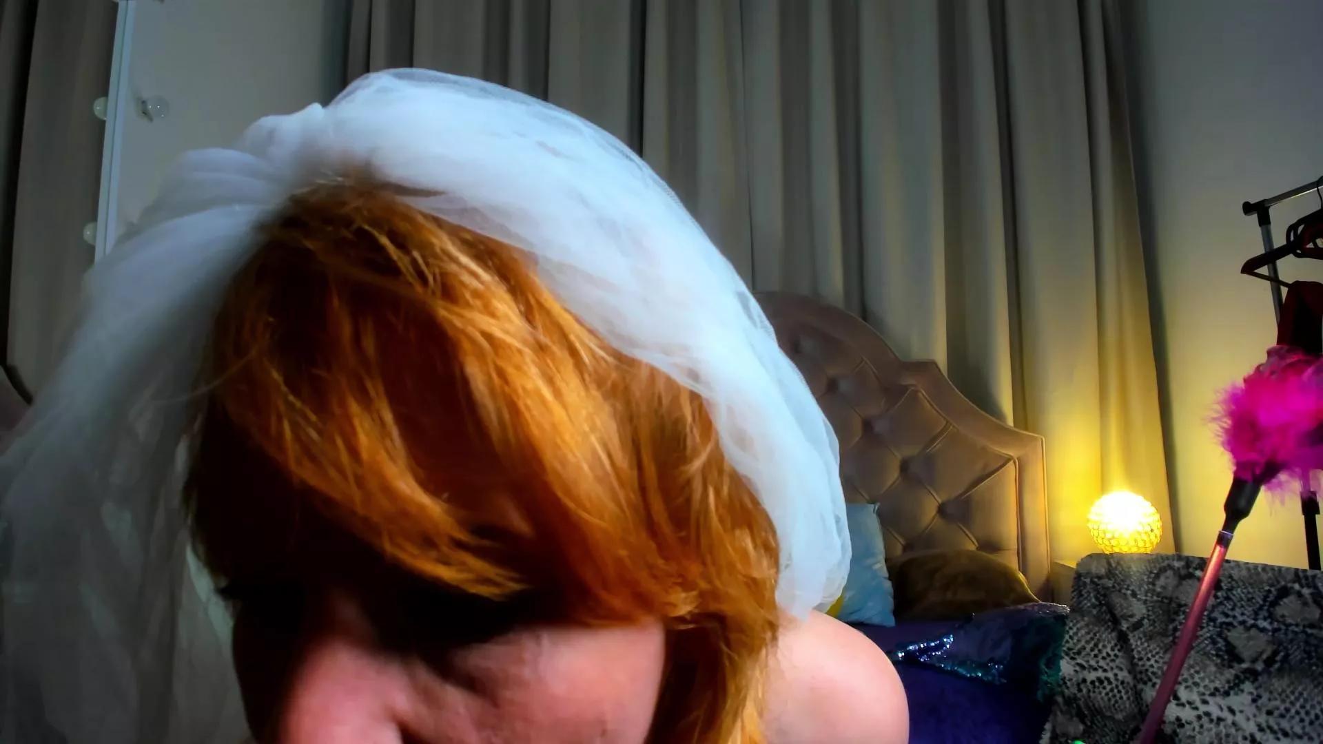 Offline SquirtyAlisa on Cam4