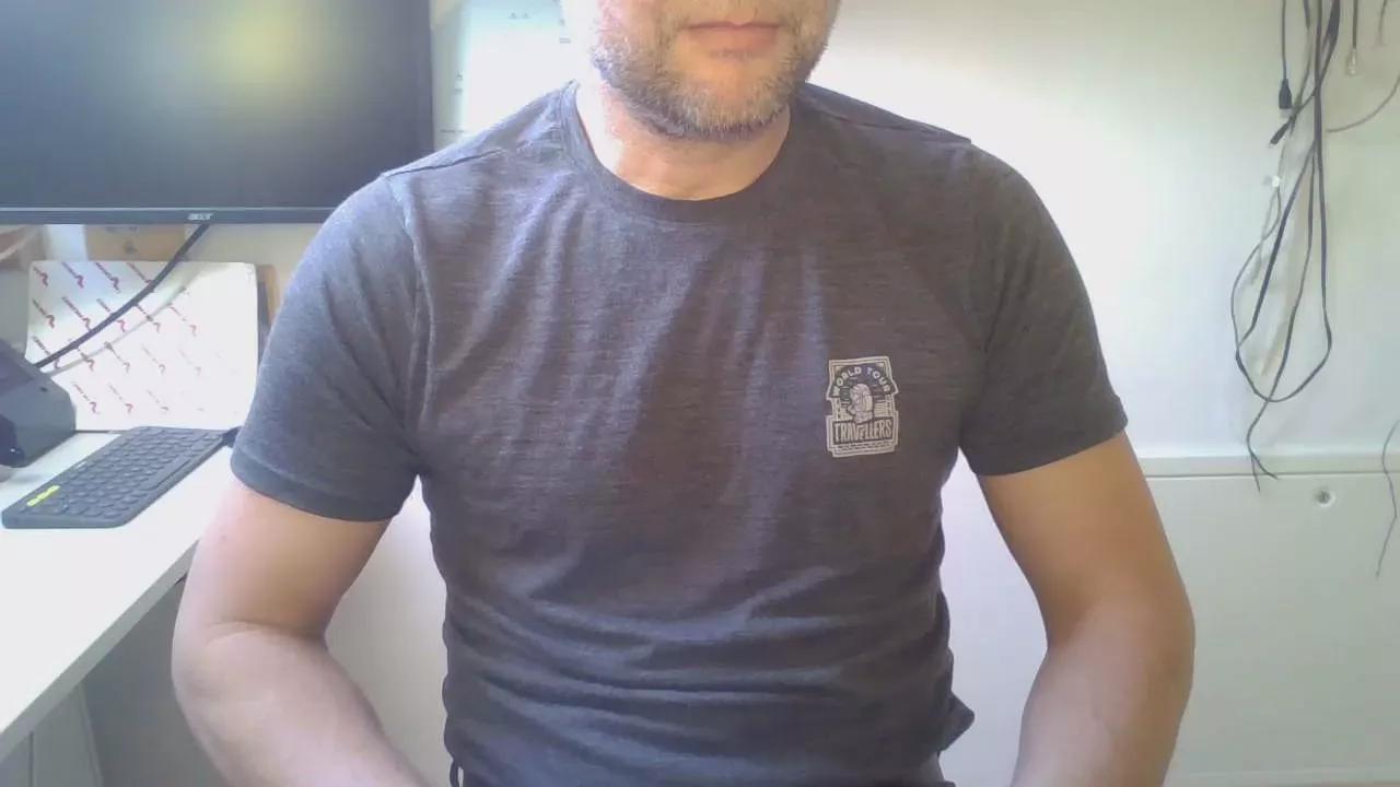 steakmedium on Cam4 