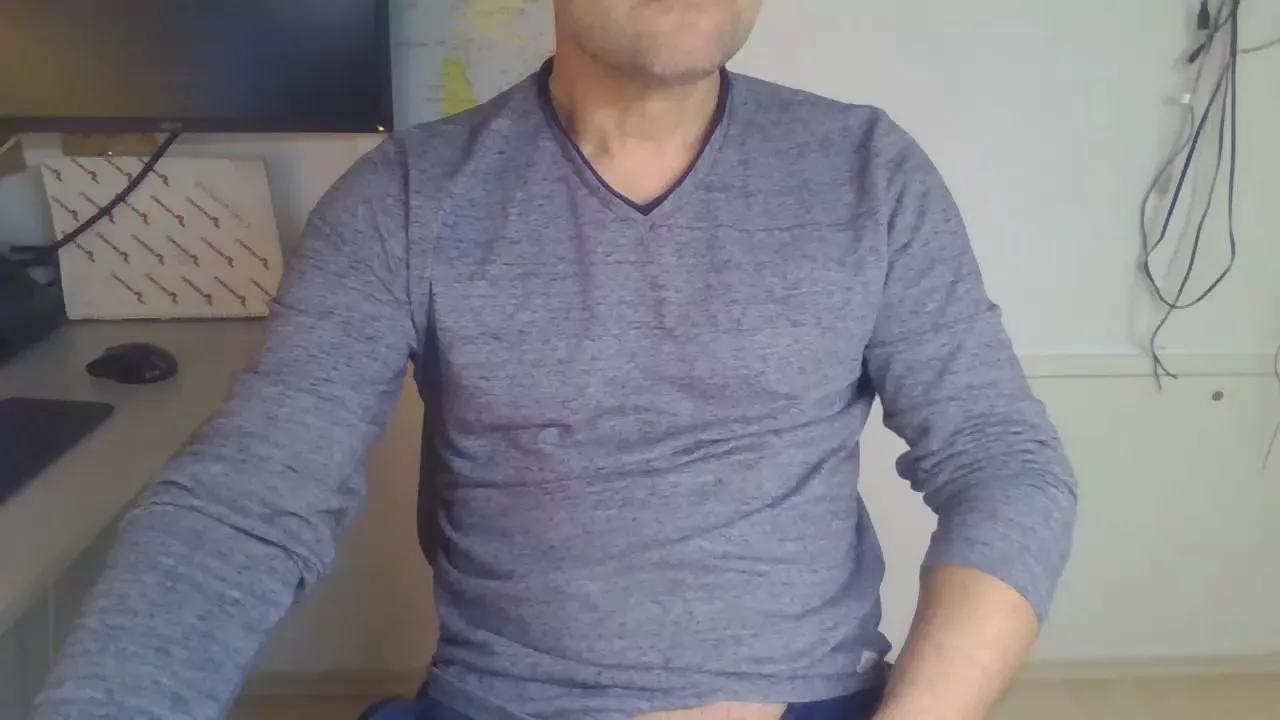 steakmedium on Cam4 
