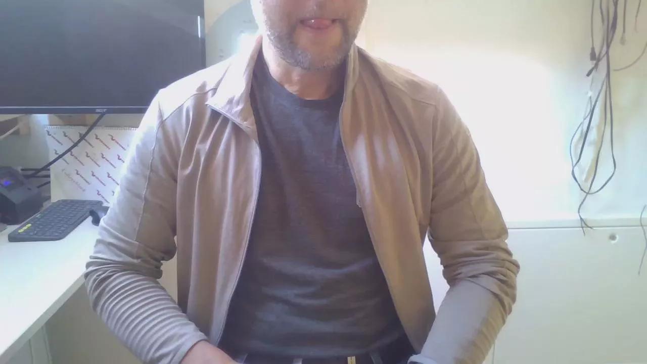 steakmedium on Cam4 