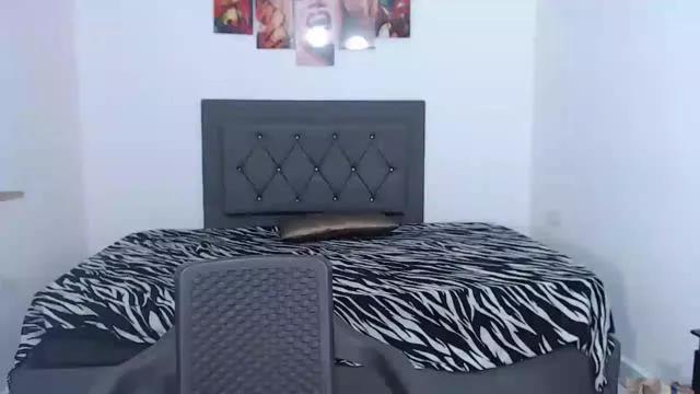 stefidolllatina on Cam4 