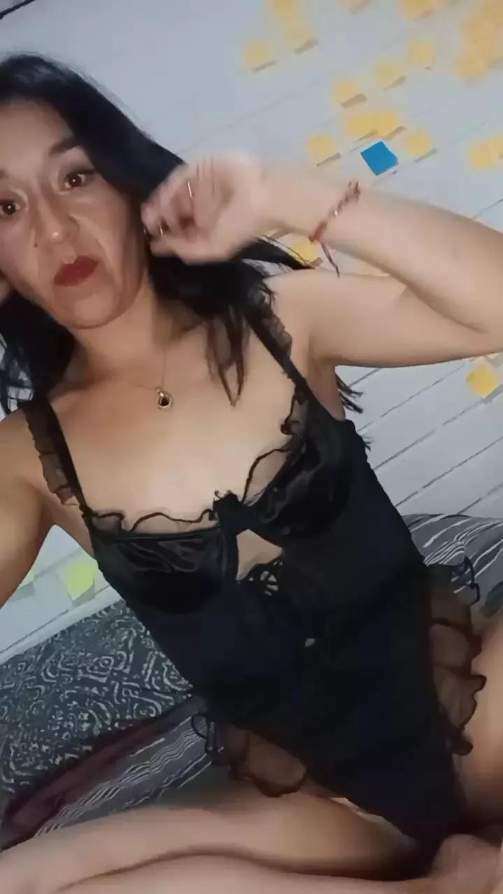 Stefymia on Cam4 