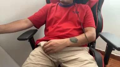 Offline stgoerotic on Cam4