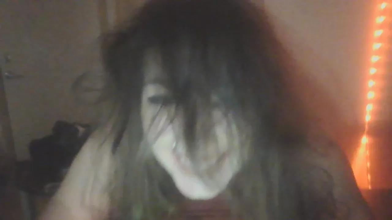 StrangeWoman69 on Cam4 