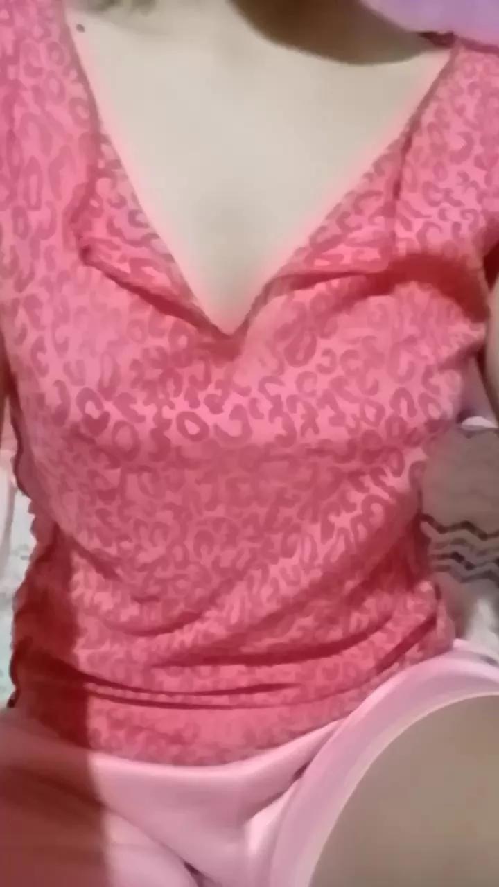 strawberryjam21 on Cam4 