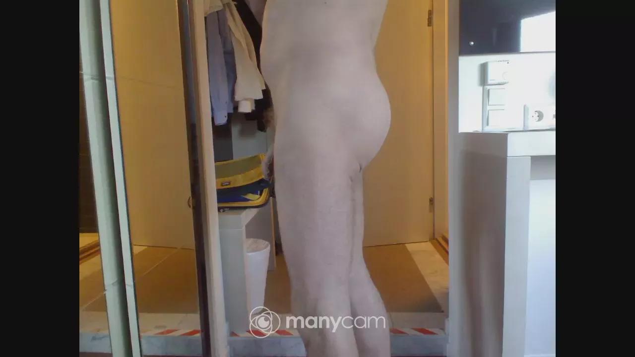 string_boy42 on Cam4 