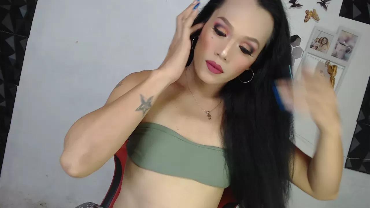 SugarPinayMom on Cam4 