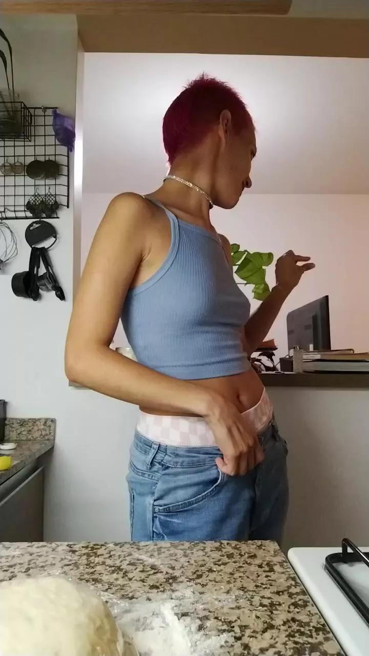 Sugartitsbunny on Cam4 