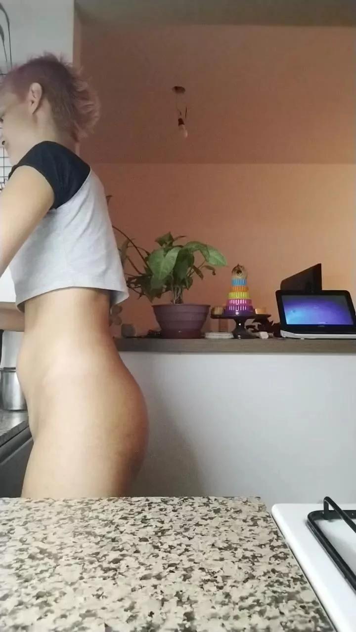 Sugartitsbunny on Cam4 