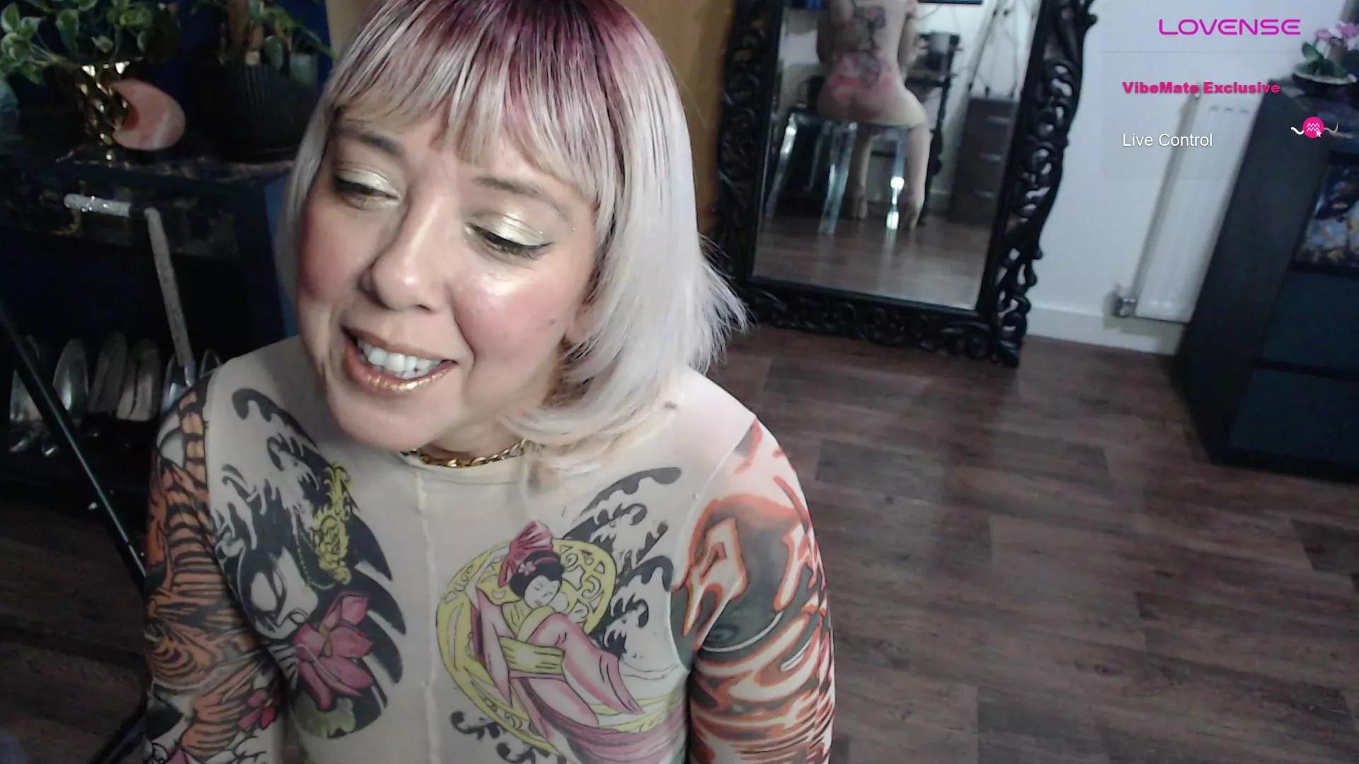 SunniKnight on Cam4 