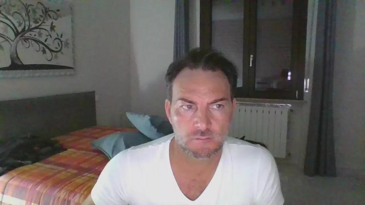 superbonazzo on Cam4 