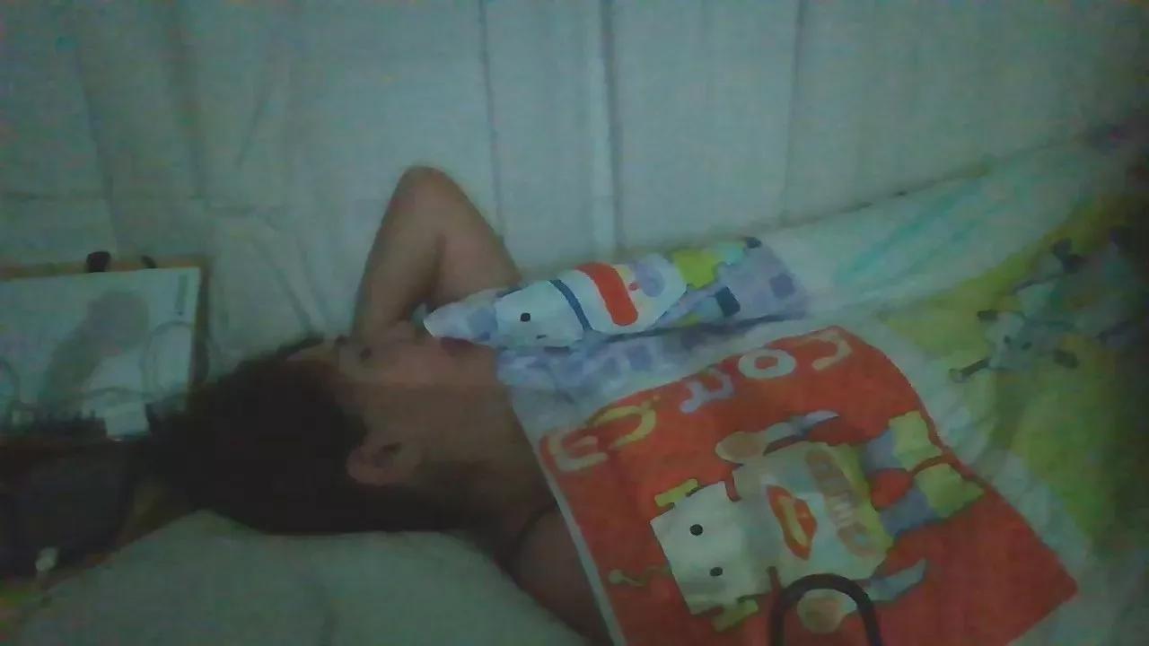 Sweetasian74 on Cam4 