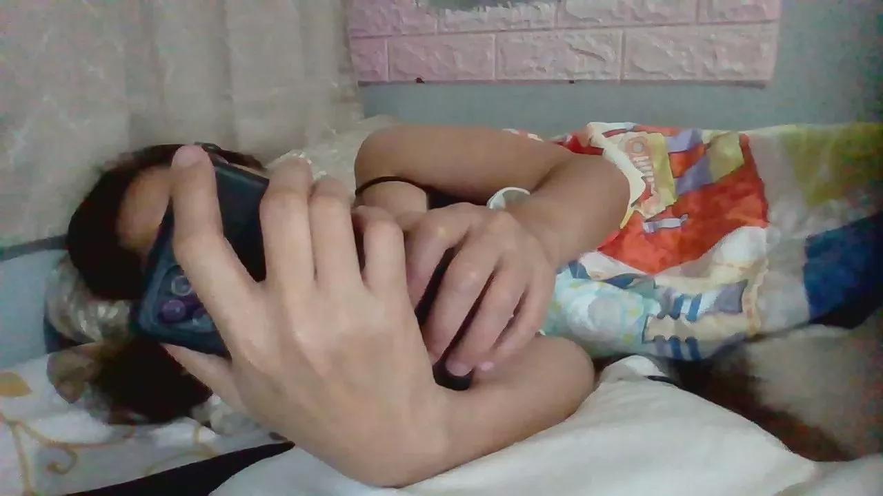 Sweetasian74 on Cam4 