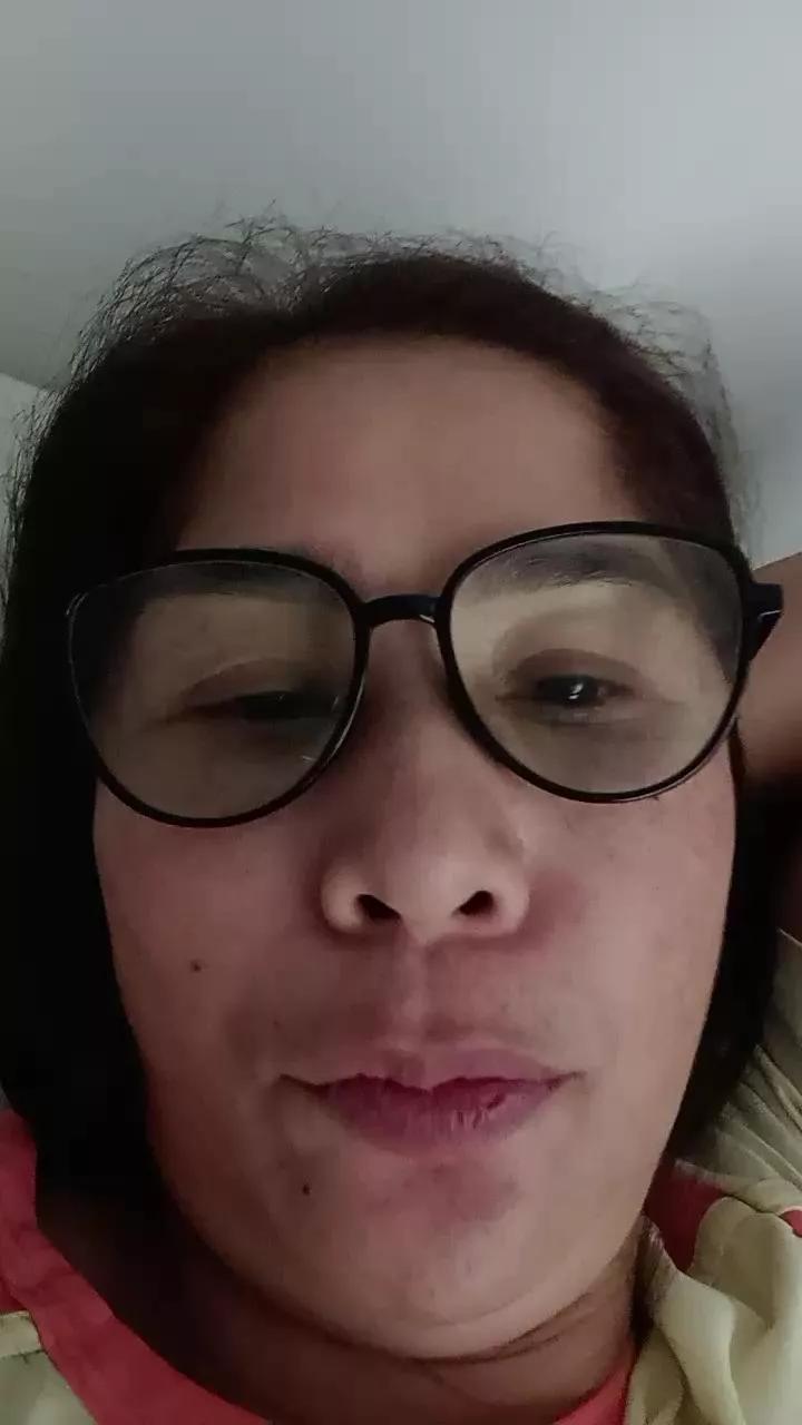 Sweetasian74 on Cam4 