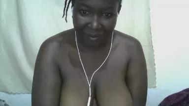 sweetcorns on Cam4 