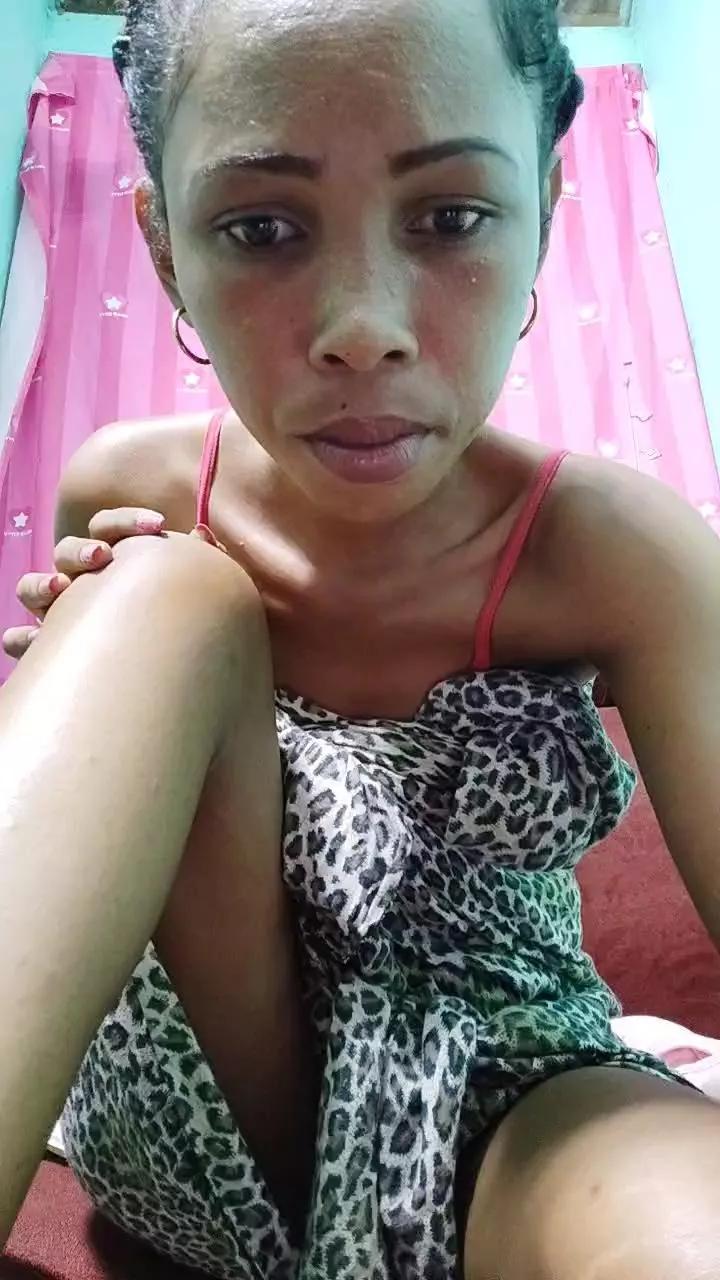 sweetfatpussyp3 on Cam4 