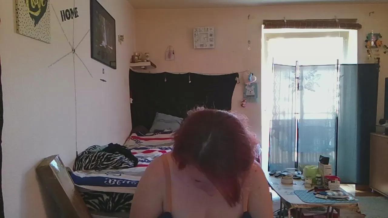 Offline sweetkisskate on Cam4