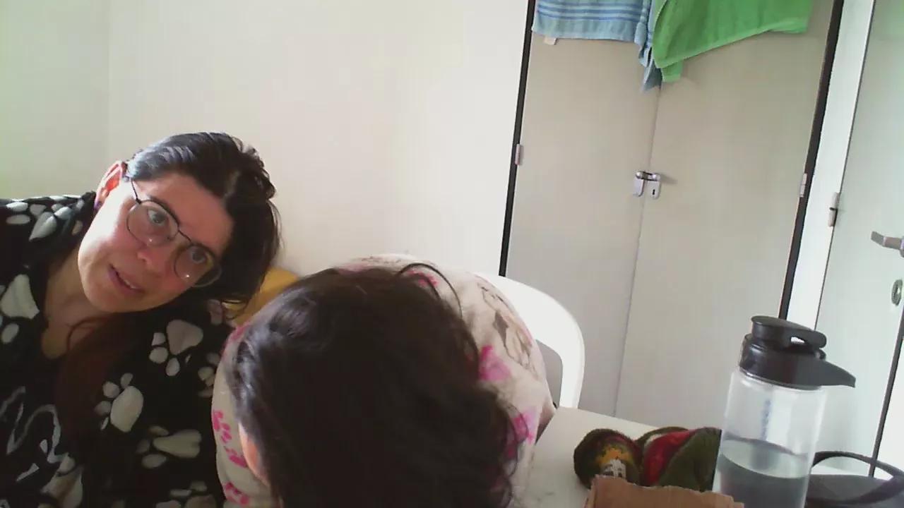 Offline sweetredhota on Cam4