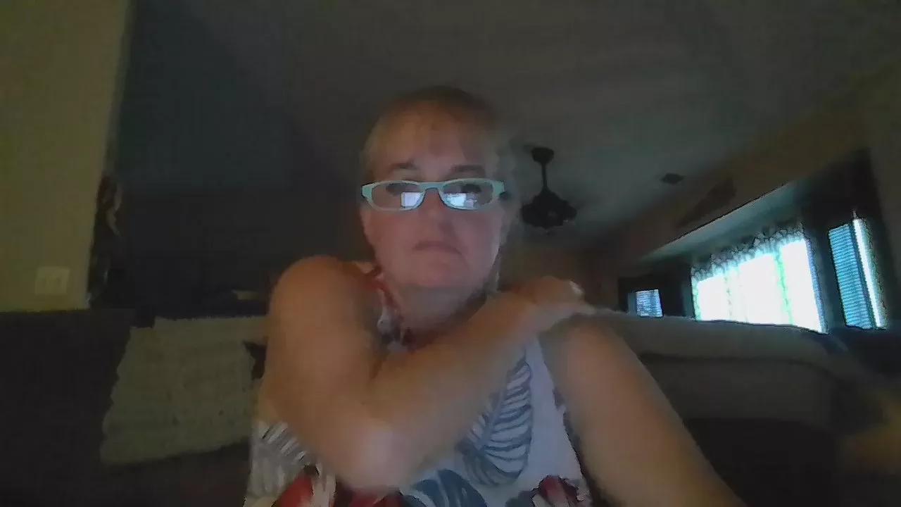 Swingersfun4U on Cam4 