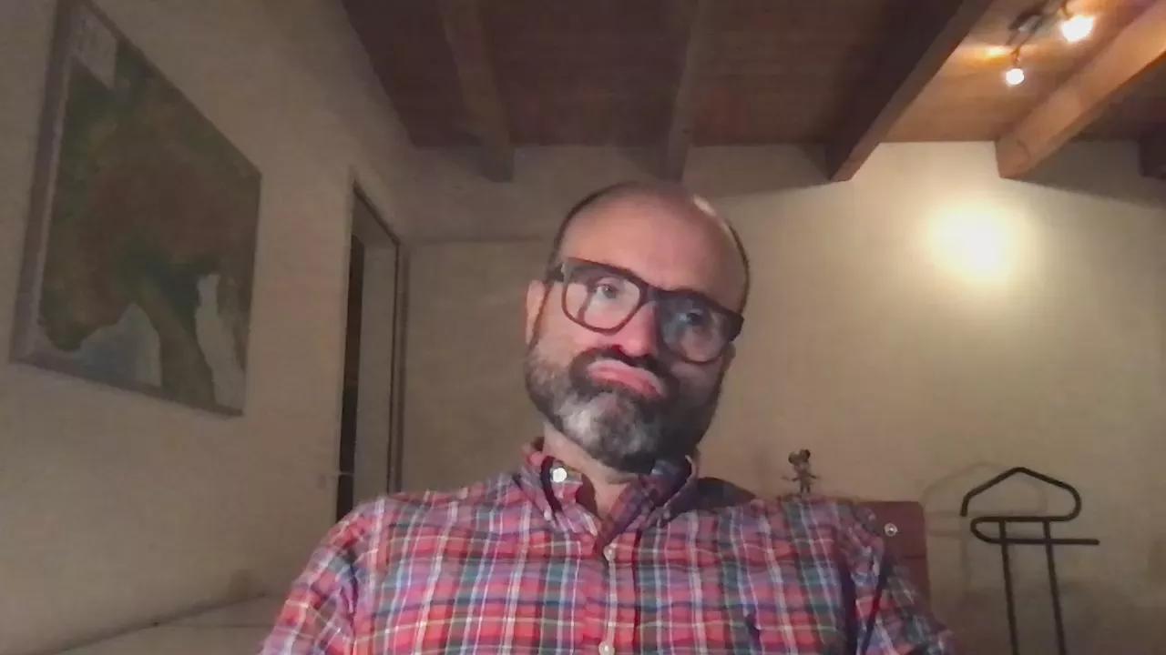 Offline Swiss_man_69 on Cam4