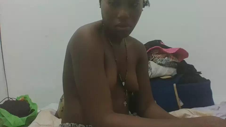 sylvia_fun on Cam4 