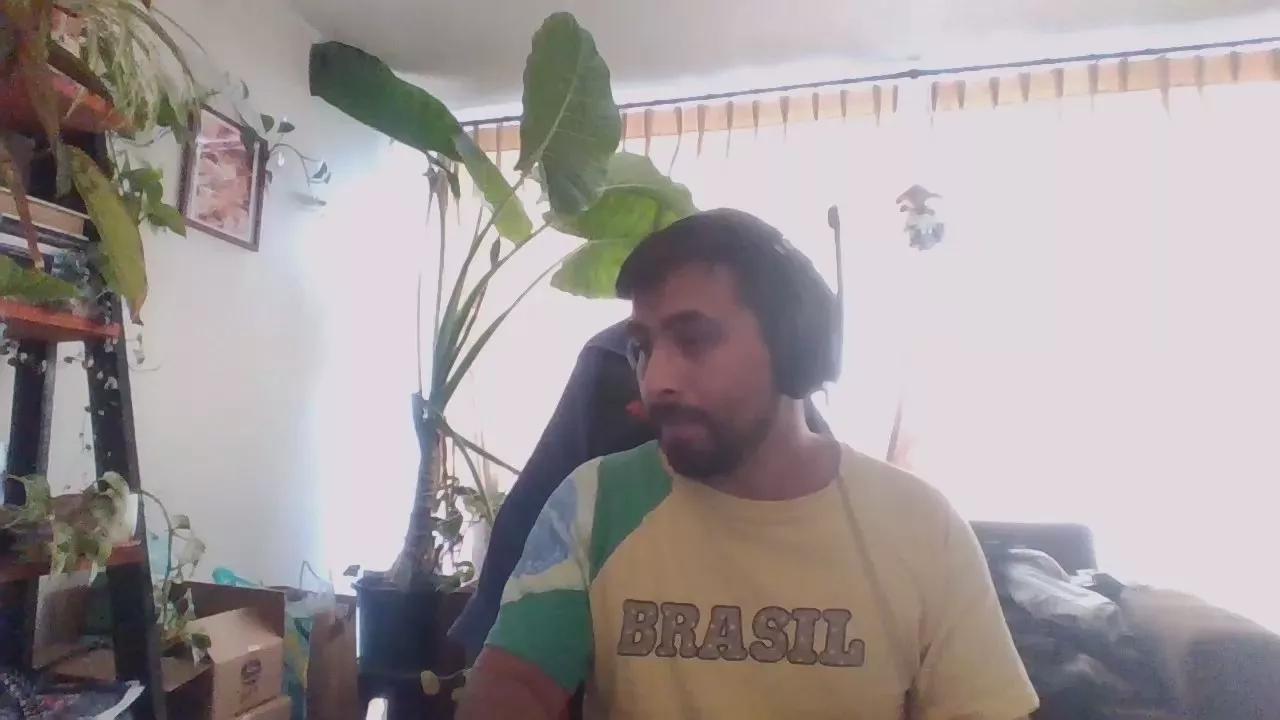 T0T0M0NCHILER0 on Cam4 