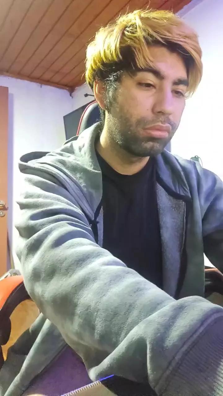 Takahashimk2 on Cam4 