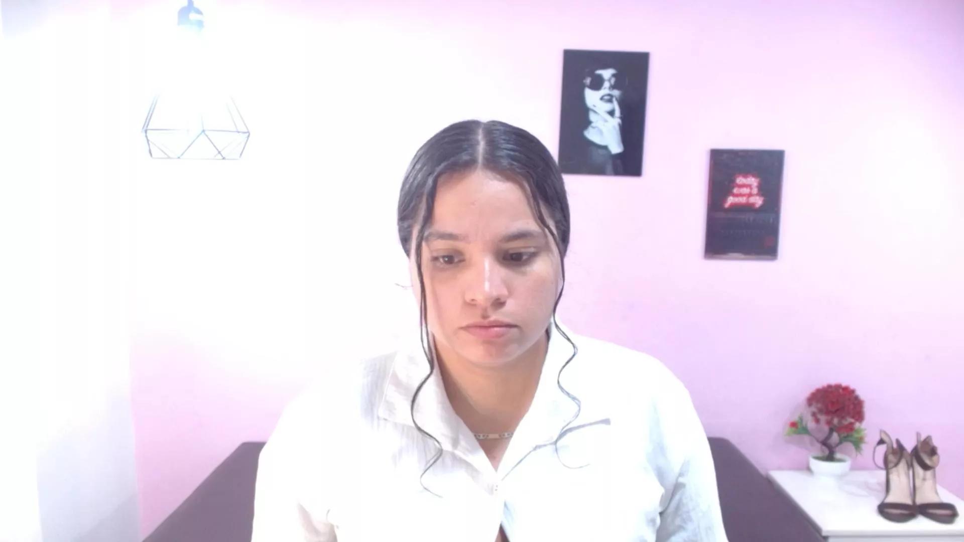 talia_isabella on Cam4 
