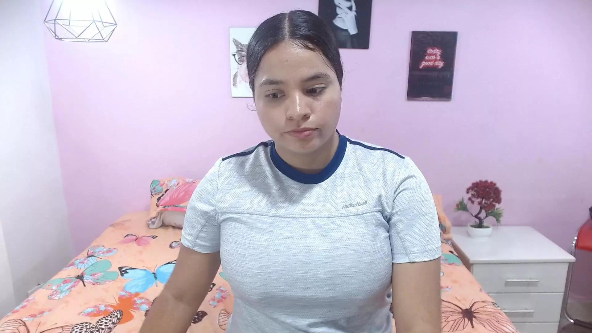 talia_isabella on Cam4 