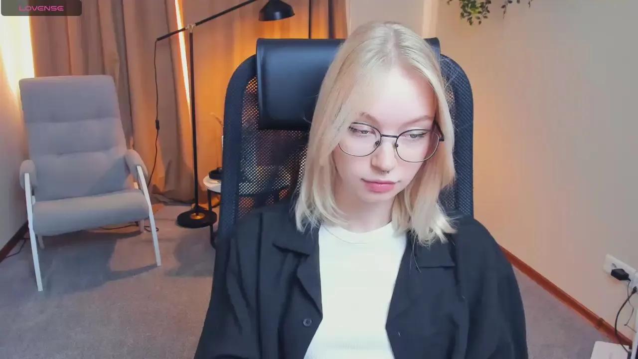 Freechat TandraNorum on Cam4