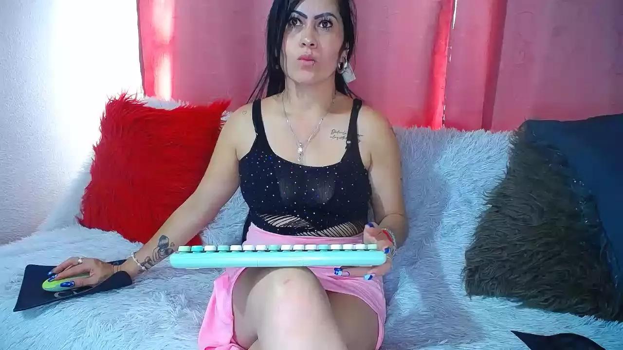taniamature on Cam4 