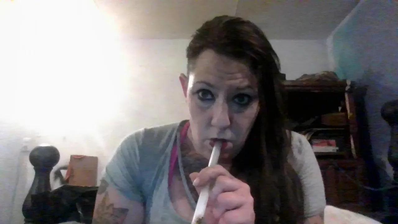tattoosncurves on Cam4
