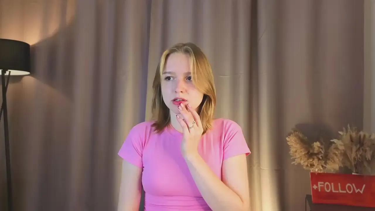 Watch naked model TawannaRish TawannaRish from Cam4