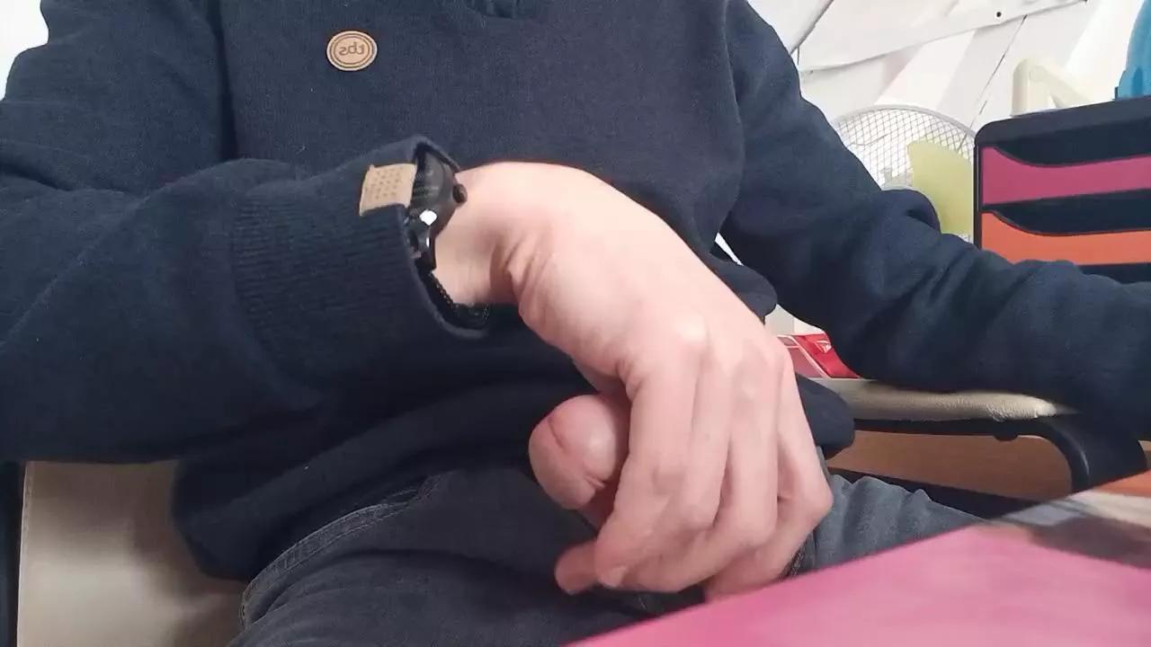 Tboner59 on Cam4 