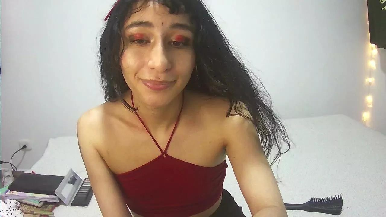 TeaFM on Cam4 