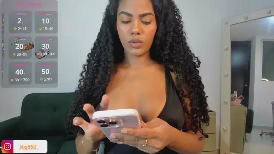 Teresa_Coluchi on Cam4 