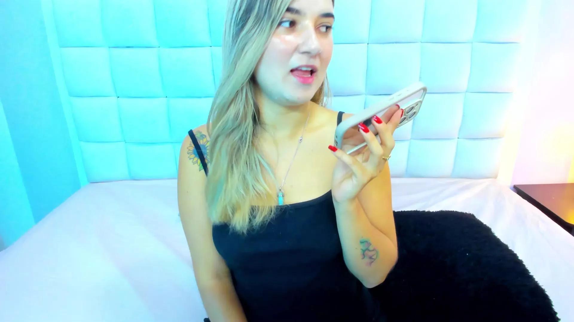 teresasroom_ on Cam4 