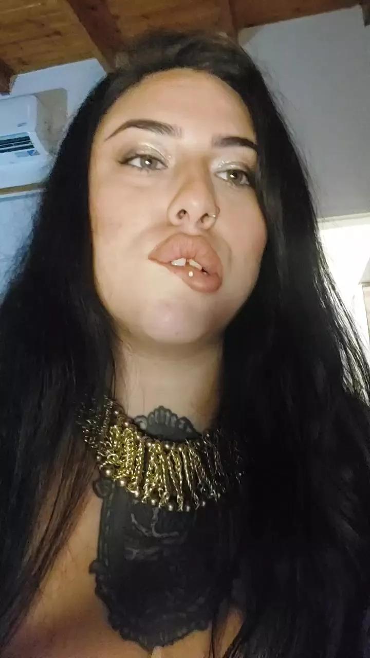thegothicstar on Cam4