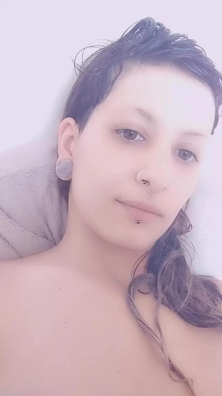 Freechat theWitch696 on Cam4