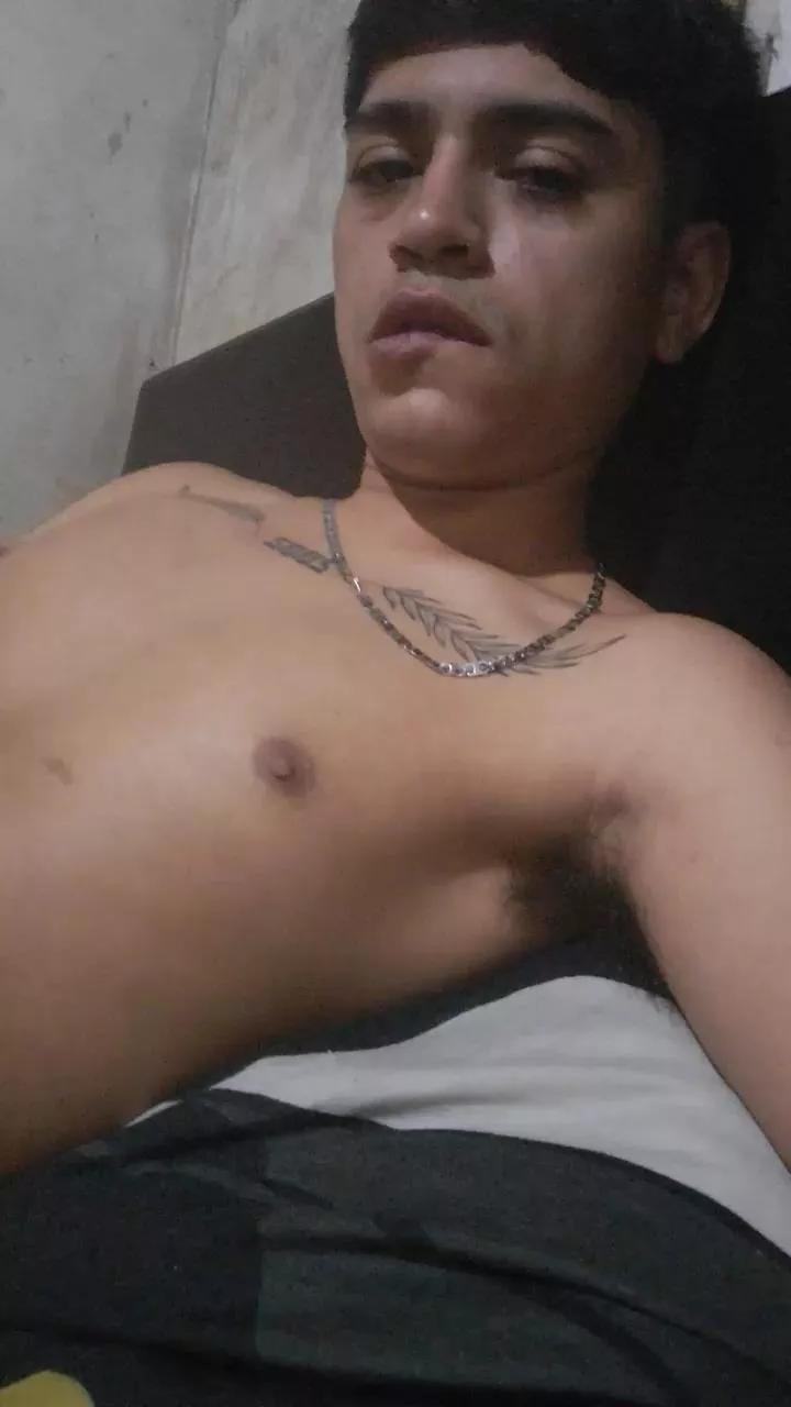 Thiagom00 on Cam4 