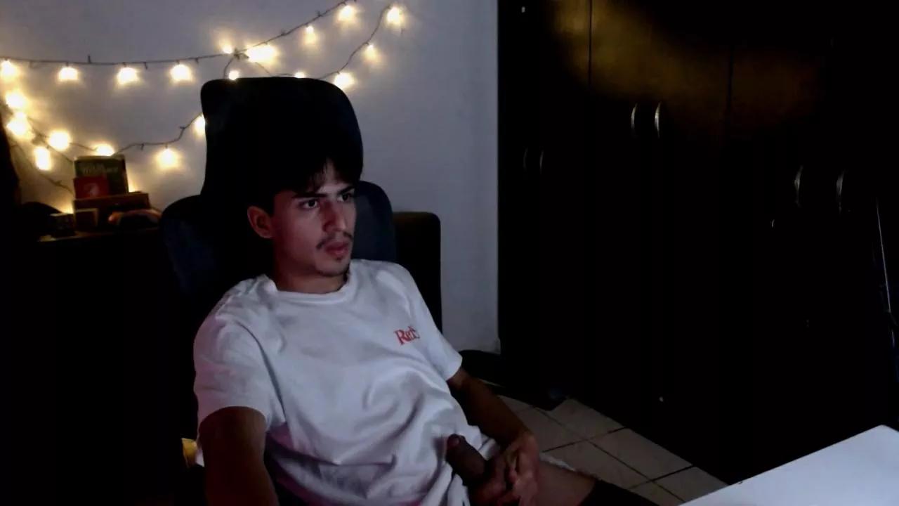 thieves_us on Cam4 
