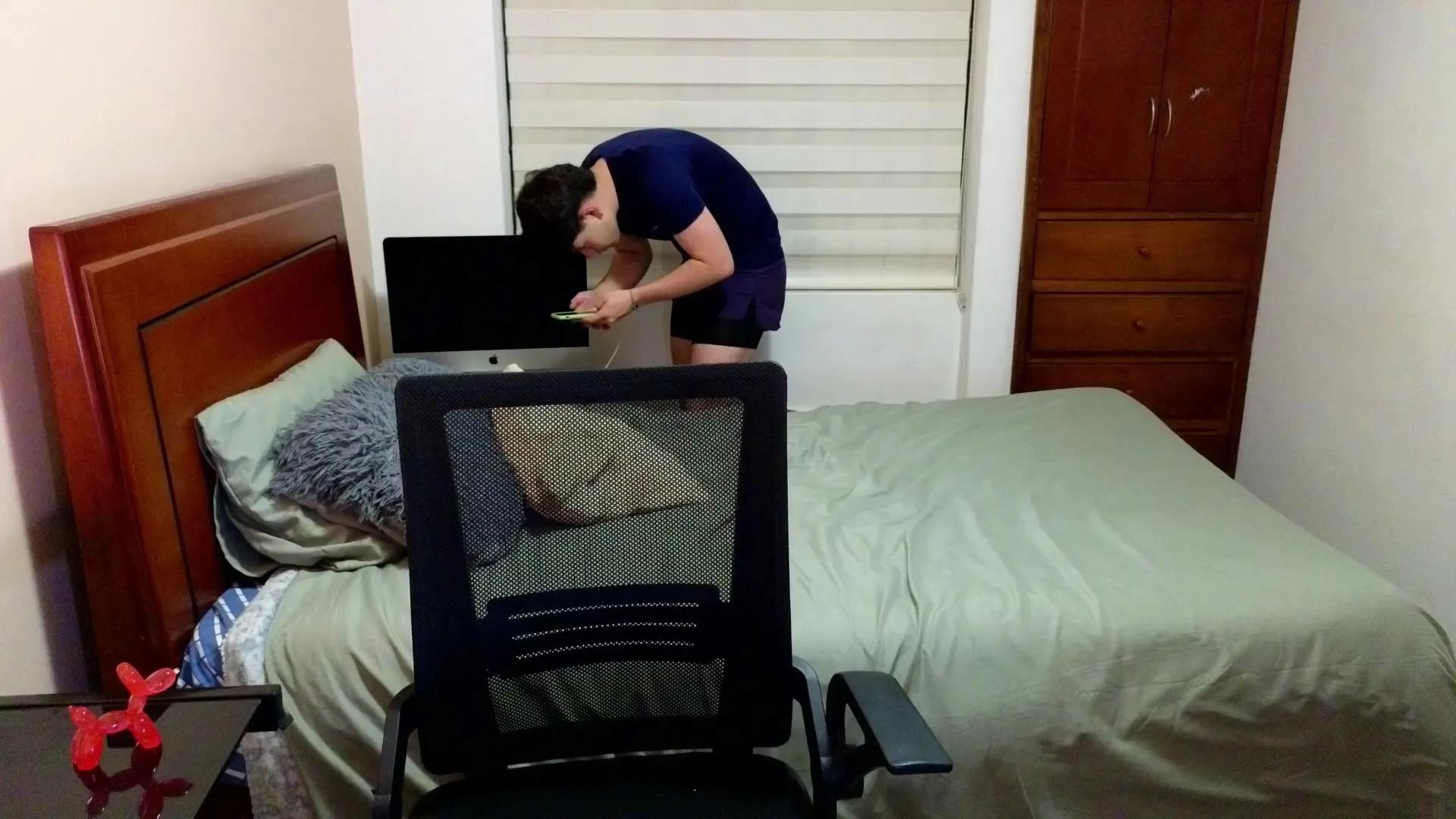 Watch Cam4's Tightncuteass tightncuteass from Cam4