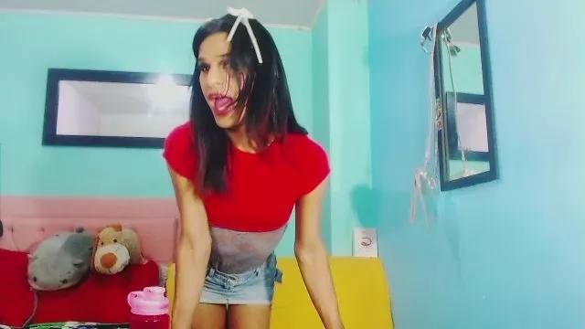 titania_000 on Cam4 