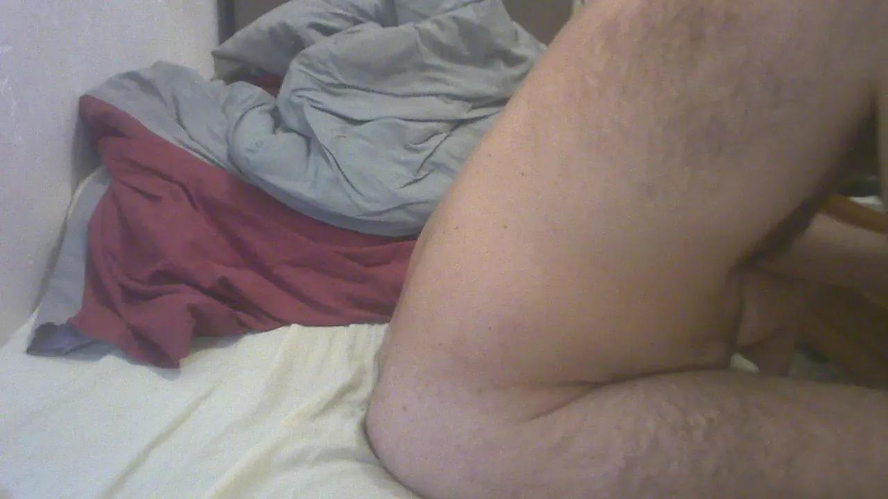 Offline Titou06100 on Cam4