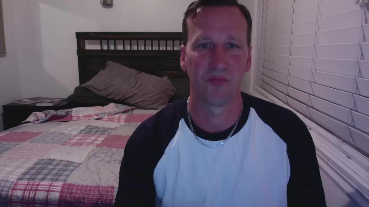tommy2351 on Cam4
