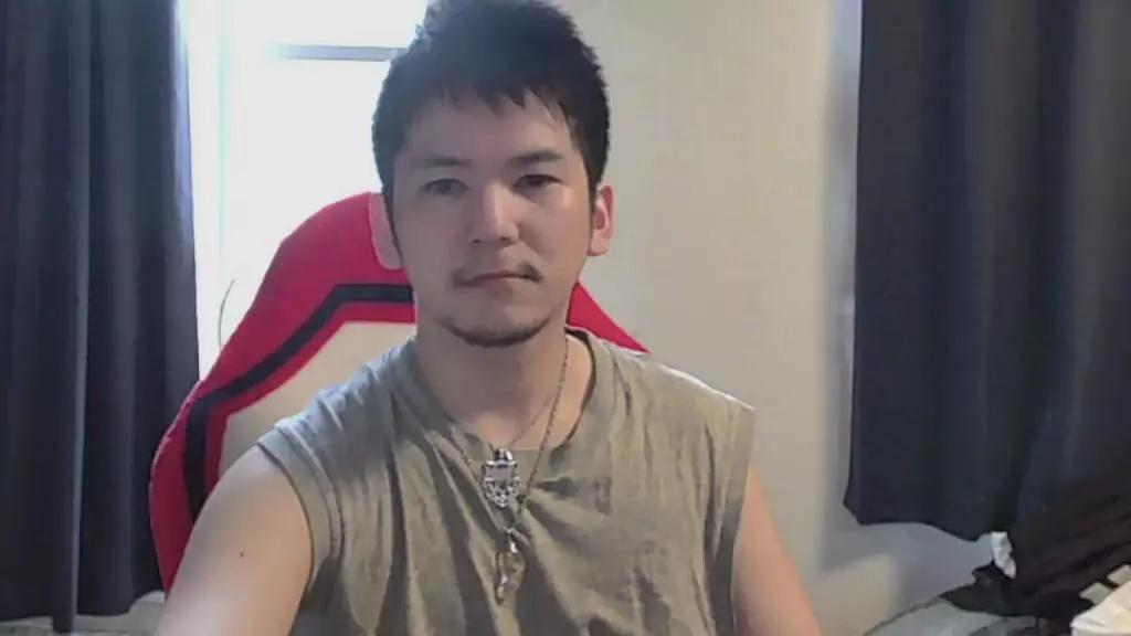 toramaruuuu on Cam4 