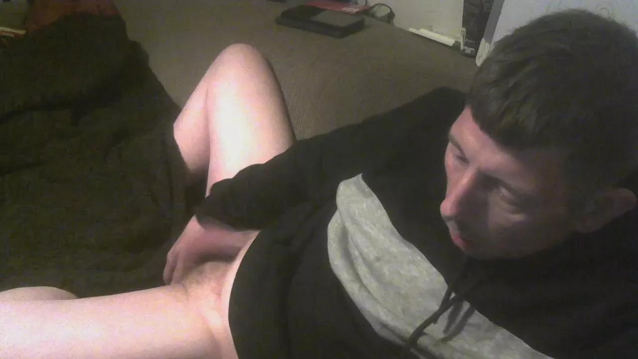 toyboy546 on Cam4 