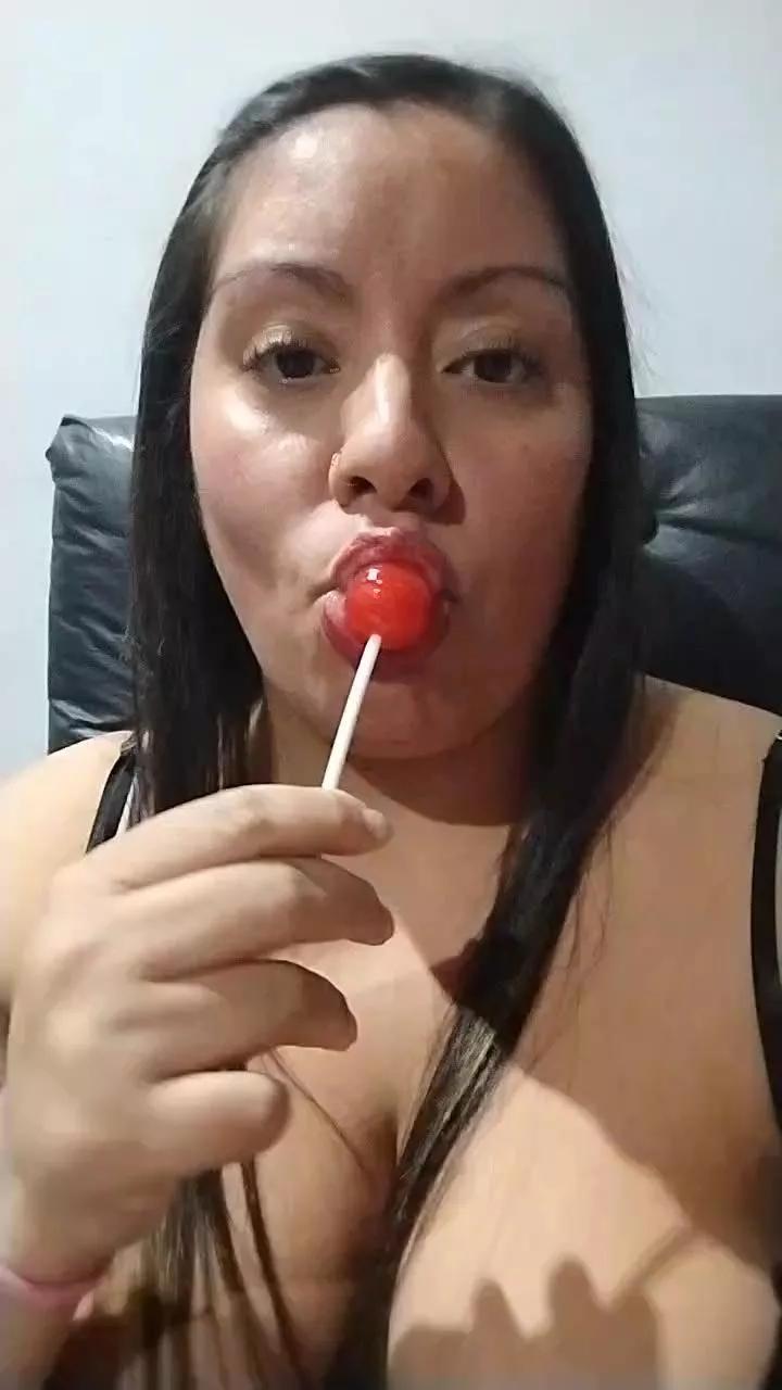 Triana32 on Cam4 